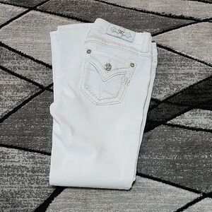 MISS ME EMBROIDERED WHITE FAUX-FLAP RHINESTONES POCKETS MID-RISE SKINNY JEAN
